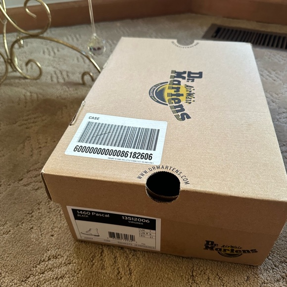 Doc Martens 1460 WOMEN'S PASCAL VIRGINIA LEATHER BOOTS size 9 - Picture 11 of 11